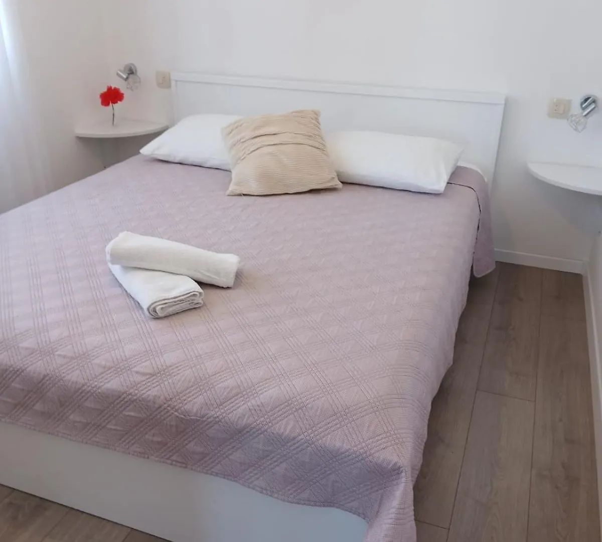 Apartments Marina Trogir 0*,  Kroatien