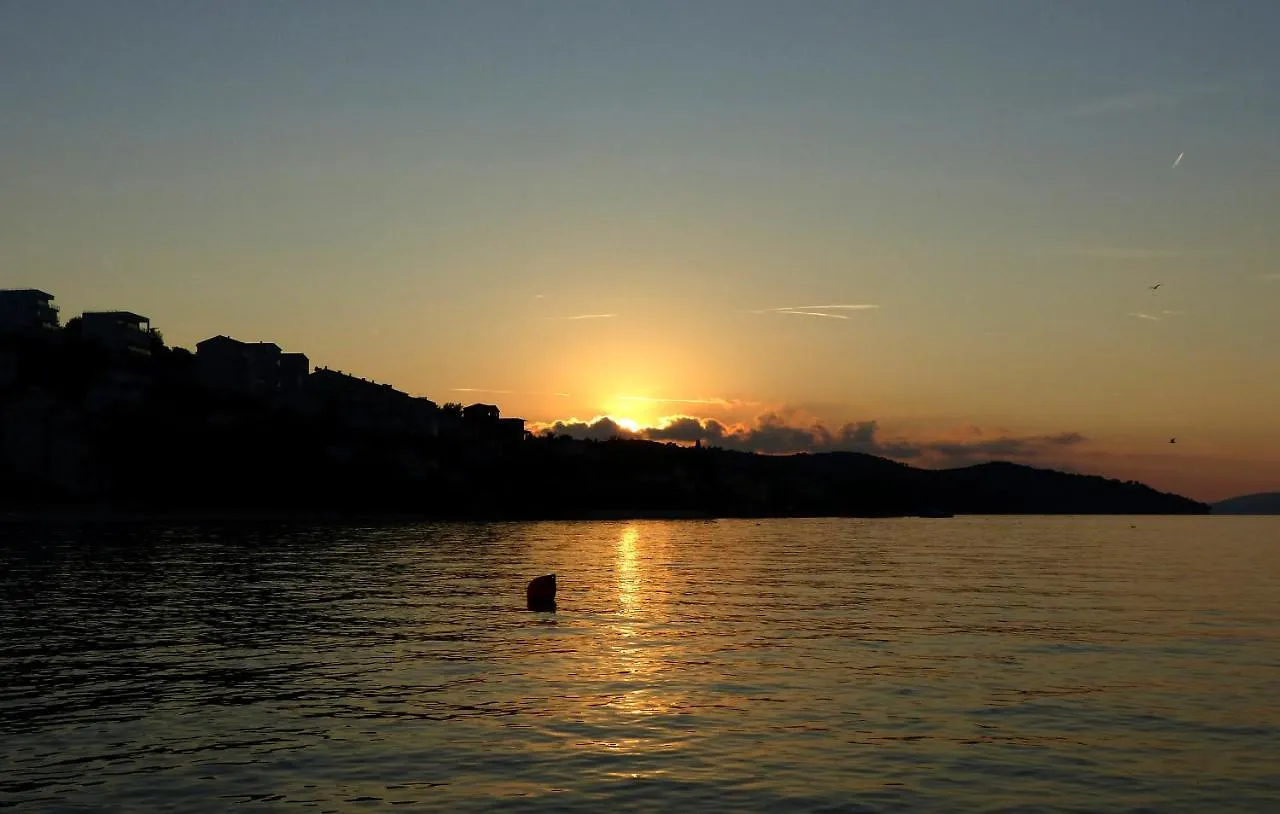 Apartments Marina Trogir Kroatien